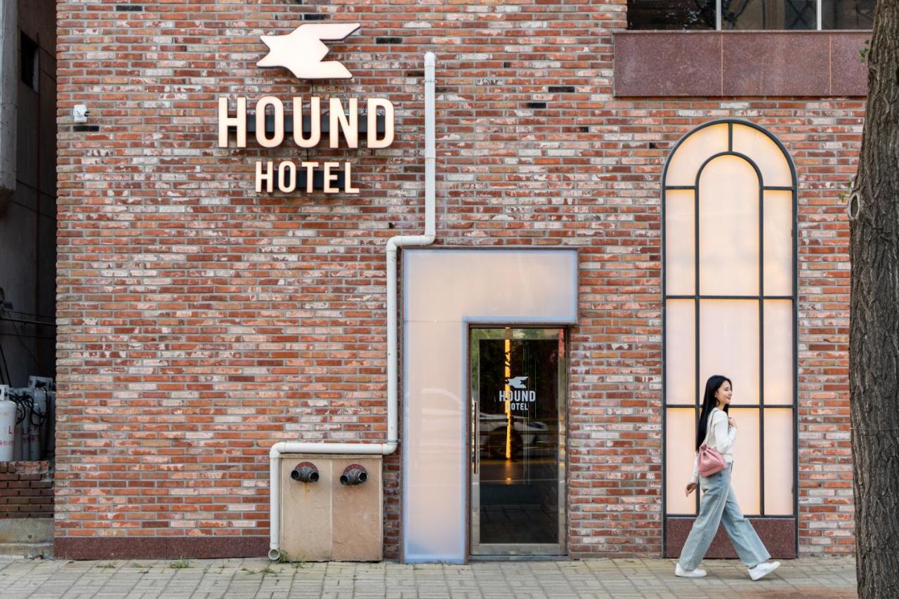 Jecheon Hound Hotel Chechon ภายนอก รูปภาพ