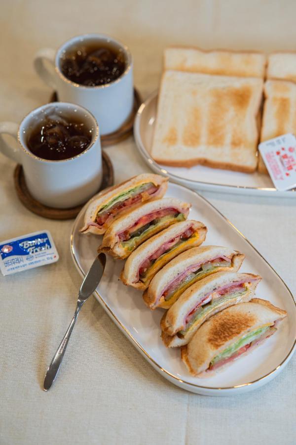 Jecheon Hound Hotel Chechon ภายนอก รูปภาพ